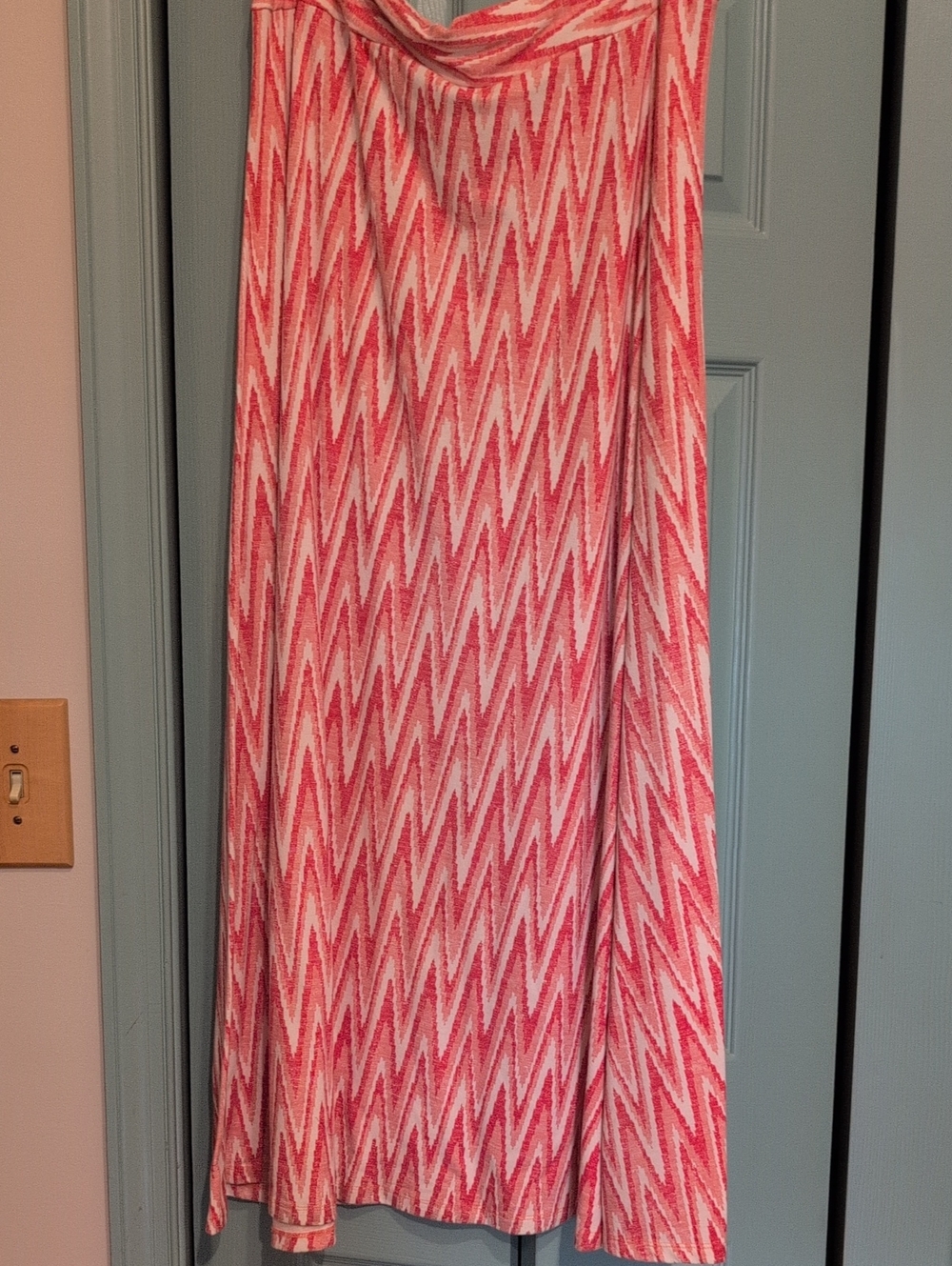 Roz & Ali Pink Chevron Maxi Skirt